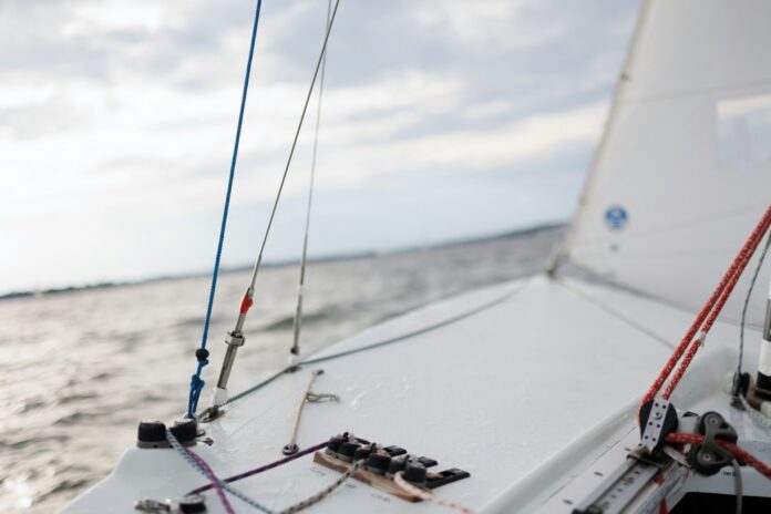 equipaggiamento per la barca a vela